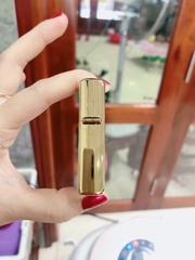 Bật Lửa, Hộp quẹt Zippo trơn màu Vàng Bóng, Vỏ bằng đồng ruột thép không gỉ có tem đỏ