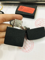 BẬT LỬA ZIPPO THUẬN BUỒM XUÔI GIÓ LOẠI ĐEN BỤI