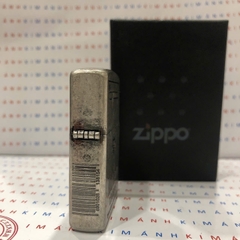 Hộp quẹt, bật lửa Zippo chủ đề Marlboro giả cổ bạc, Kim Ánh nhập hàng loại 1 vỏ bằng đồng có dán tem đỏ