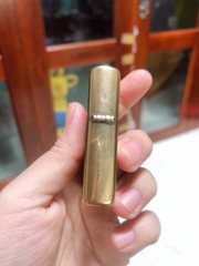 BẬT LỬA ZIPPO MỸ BRUSHED BRASS KHẮC ĂN MÒN CHỦ ĐỀ 30 TƯ THẾ MÀU VÀNG RUỘT VÀNG, HÀNG CHÍNH HÃNG