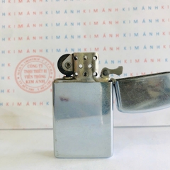 Bật lửa Zippo Slim Mỹ xưa chủ đề Thiết Bị Xây Dựng sản xuất 1965, Cam kết hàng chính hãng có giấy Hải quan gửi kèm theo