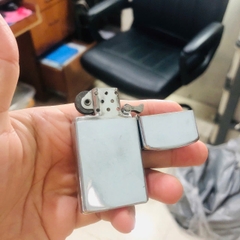 Bật lửa Zippo Mỹ Slim khắc laser LOVE RUSS & CHERI mộc đáy ngược chữ xéo hiếm gặp, sản xuất 1978