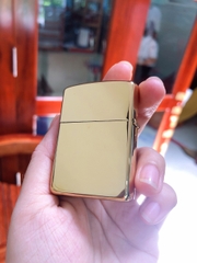 BẬT LỬA ZIPPO ARMOR VỎ DẦY KHẮC CHÌM MẮT RỒNG MÀU VÀNG RUỘT TRẮNG