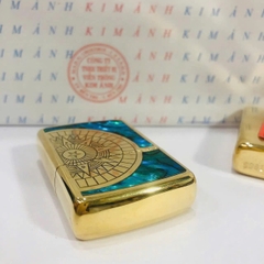 Bật lửa Zippo Brass Chu niên khắc chìm cẩn xà cừ mẫu la bàn hình bán nguyệt, vỏ bằng đồng ruột bằng thép không gỉ