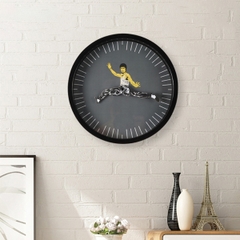 Đồng hồ treo tường Lý Tiểu Long
