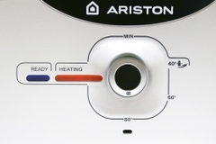 Bình nóng lạnh gián tiếp Ariston vuông AN30-REL kháng khuẩn
