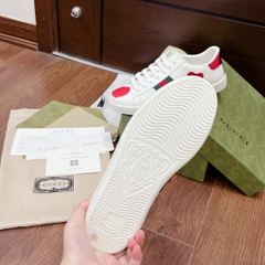 GUCCI TRÁI TIM ❤️ sale