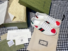 GUCCI TRÁI TIM ❤️ sale