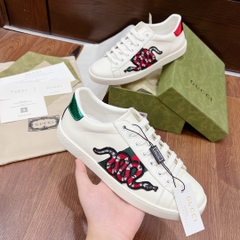 GUCCI RẮN THÊU sale