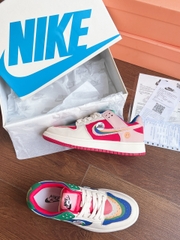 NIKE CẦU VỒNG 7 MÀU THẤP