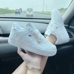 AF1 LV TRẮNG