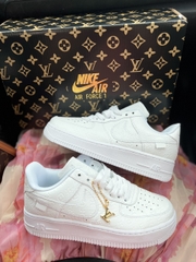 AF1 LV TRẮNG