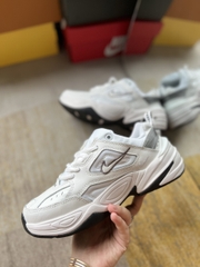 m2k trắng đen