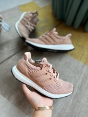 ub 4.0 hồng