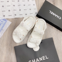 sandal chanel trắng