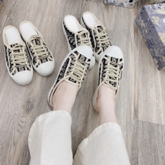 đạp gót dior