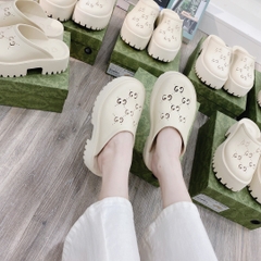 sục gucci trắng kem