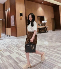 sục gucci trắng kem