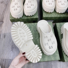 sục gucci trắng kem