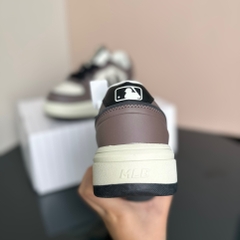 mlb liner nâu rêu