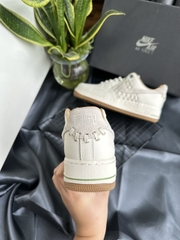 af1 nai-ke trắng kem