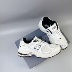 nb2002 trắng đen SALE