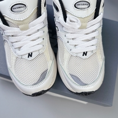 nb2002 trắng đen SALE
