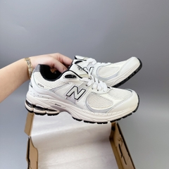nb2002 trắng đen SALE