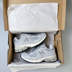 NB2002 XÁM NỈ
