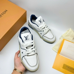 LV54 trắng navy SALE