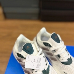 ADD PURE BOOST TRẮNG XANH