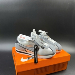 nike cortez xám bạc