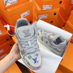 LV xám họa tiết