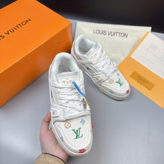 LV trắng họa tiết