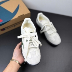 champion xanh lá