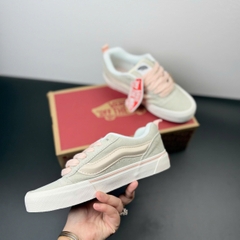 vans knu kem hồng