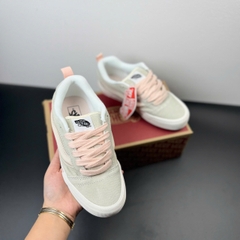 vans knu kem hồng