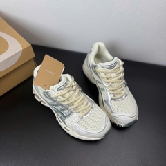 asic kayano xám kem