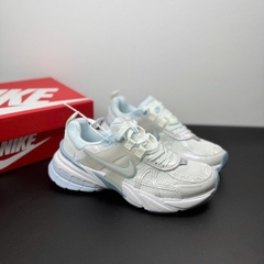 nike v2k trắng xanh