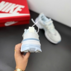 nike v2k trắng xanh