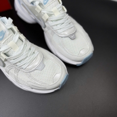 nike v2k trắng xanh