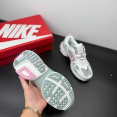 nike v2k xám hồng