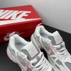 nike v2k xám hồng