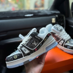 lv đen họa tiết