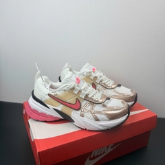 nike v2k trắng hồng