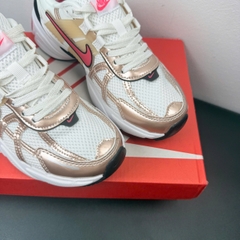 nike v2k trắng hồng