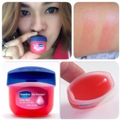 Sáp dưỡng trị thâm môi Vaseline-usa