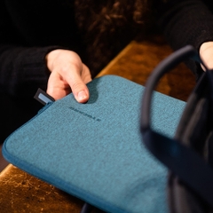 Túi chống sốc Tucano melange second skin Macbook Pro 13''