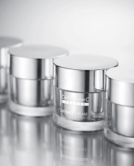  Kem dưỡng săn chắc, ngăn ngừa lão hóa Cell Fusion C Expert Time Reverse Lifting Cream  2. Thương hiệu: Cell Fusion C Expert  3. Xuất xứ: Hàn Quốc
