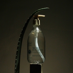 Bếp thơm nhà sạch 2.Thành phần: Tinh dầu bạc hà 10ml, sả chanh 10ml, bạch đàn chanh 10ml